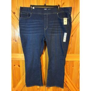 Signature by Levi Strauss & Co. Medium Wash Pull On Bootcut Jean NWT Size 28S (5